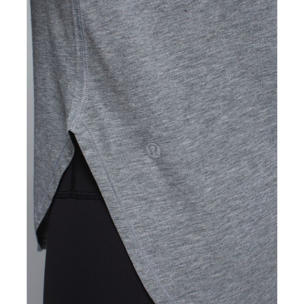 NWOT Lululemon Yogini 5 Year Short Sleeve Tee - 8 - Picture 7 of 11